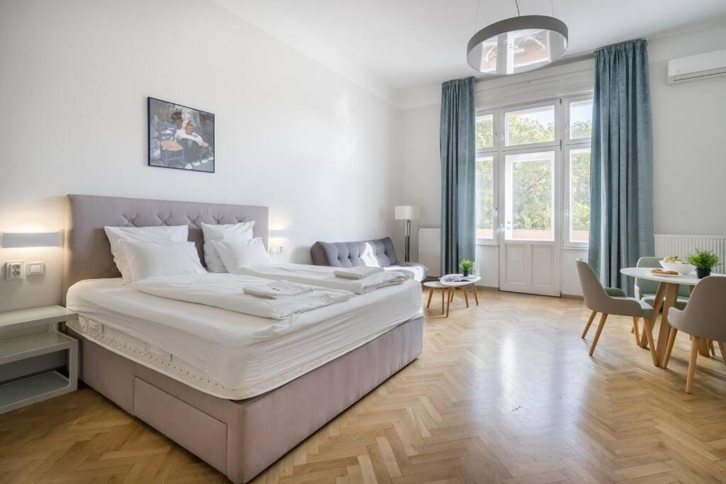 Klauzal Garden City Apartments Budapest Esterno foto